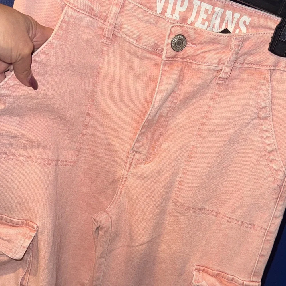 VIP JEANS- NWOT Pink Acid Wash Wide-Leg Cargo Jeans Size 11/12 - Picture 13 of 17